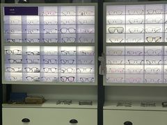 -造寸眼镜·蔡司官方授权店(东门店)