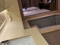 -兴芮温泉度假区