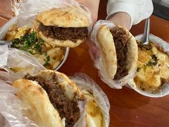 -老西关黄老太牛肉烧饼