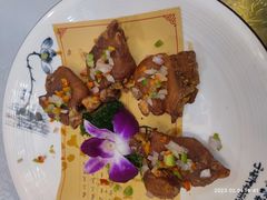 一品脆皮猪手-龙泽园私房菜·地道南京味 ·招牌大鱼头(油坊桥店)