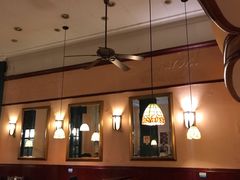 -玛格萝妮比萨屋(四平店)