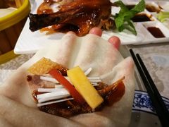 精品烤鸭半只-京味民福烤鸭店(建设四马路店)