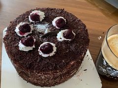 -皇冠幸福里动物奶油生日蛋糕(光谷软件园店)