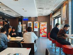 -麦当劳(田林好又多店)
