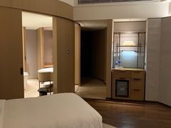 -上海佘山世茂艾美酒店