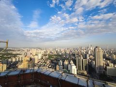 -广州中心皇冠假日酒店