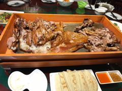 -九十九顶毡房(阜石路店)