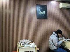 大堂-华春餐馆(鱼山路店)