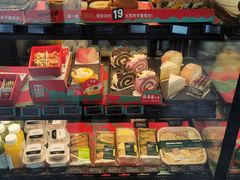 零售区-星巴克(上海汇锦里店)