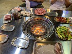 -马路牙子烧烤音乐酒馆(望京店)