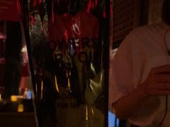 -FOUR PLAY BAR