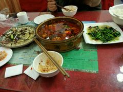 -乡土特色.冷锅鱼.牦牛肉汤锅