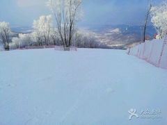 -中旅松花湖滑雪场