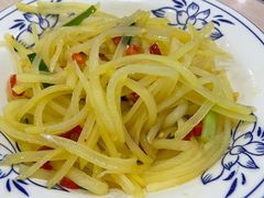 酸辣土豆丝-老游独一佳湘菜馆(高新四路店)