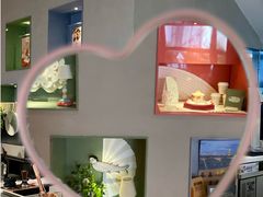 -潮一不贰·法式甜品·生日蛋糕·西式简餐(外滩店)