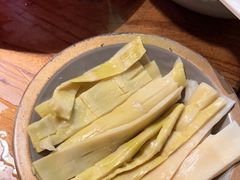 -城墙拐拐火锅(三峡广场黑金冠店)
