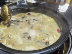 -野菌皇海景野生菌火锅(滨海大道店)