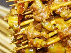 -两三事小郡肝串串香火锅(桂庙店)