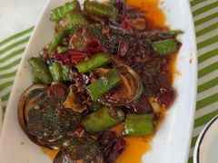 -萃华海鲜阁大排档(五四广场店)