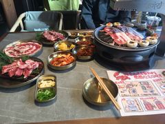 -草家酱蟹炭火烤肉店(珲春南路一店)