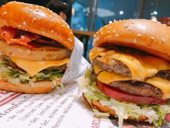 -The Habit Burger Grill 哈比特汉堡(爱琴海店)