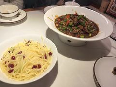 -春天里餐厅(西田城店)