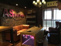 -鳌首刺青纹身 穿孔饰品店