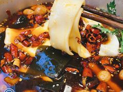 -晓彭肥肠鸡·泡椒鸡火锅(水木天地店)