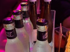 -喜鹊音乐酒馆(西街店)