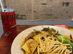 -方铲铲·成都板凳面(滨江银泰店)