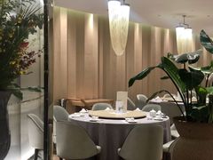 包厢-香港百合居(LCM置汇旭辉广场店)