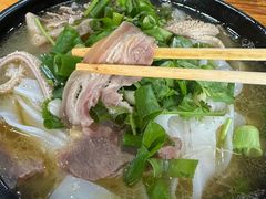 -张家羊肉汤粉小吃店
