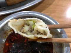 -清真老铁家灌汤包