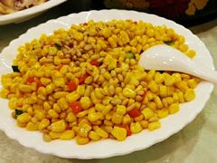 松子炒玉米-琼菜坊·无鸡不成宴·海南菜老爸茶糟粕醋(海口骑楼老街店)