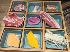 -烤路里·韩国品质自助烤肉(石路天虹4号店)
