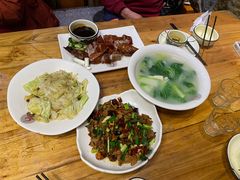 -老滇山寨•云南特色菜•地方菜•民族风情歌舞表演(金碧店)