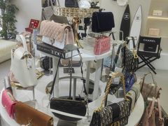-六六奢品·vintage中古·回收二手奢侈品包包手表首饰(环球港店)