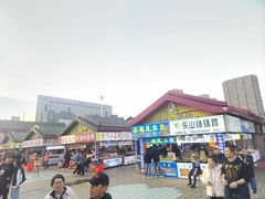-塔湾兴顺国际观光夜市