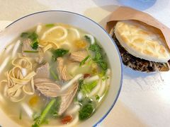 -烤鸭肉夹馍鸭汤店