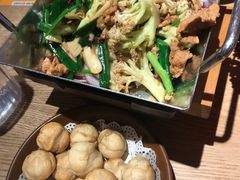 -川堂风·跷脚牛肉·乐山爆炒(宝山日月光店)