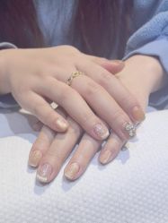 -桃色美甲沙龙