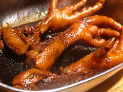 弄堂里的卤鸡爪-弄堂里·寻味杭州(湖滨银泰in77C区店)