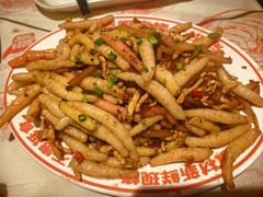 -威记烧嘢·南宁烧烤·超级生牛(绿地店)