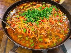 鲜锅兔-不相离盐帮菜(郎园店)