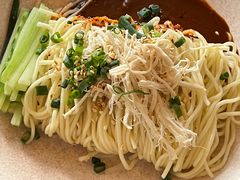 鸡丝凉面-麻六记(新天地店)