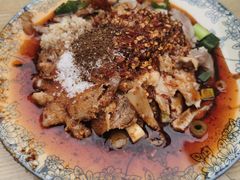 拌剔骨肉-温记府廟豆汤饭·始于1955年(海椒店)
