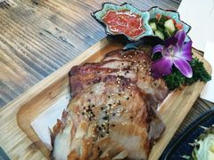 金牌炭烧秘制猪颈肉-Hi YOU你的饭局泰餐厅(雍和宫店)