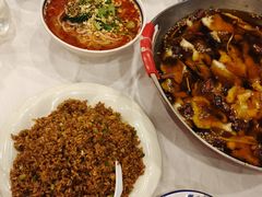 -鑫巴蜀小镇 · 水煮鱼专研店(玉桥店)