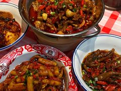 -笨豆腐居民楼菜馆•江西小炒(天津开发区店)