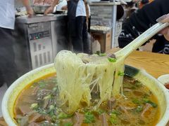 -黄阿姨锅贴大王(万航渡路店)